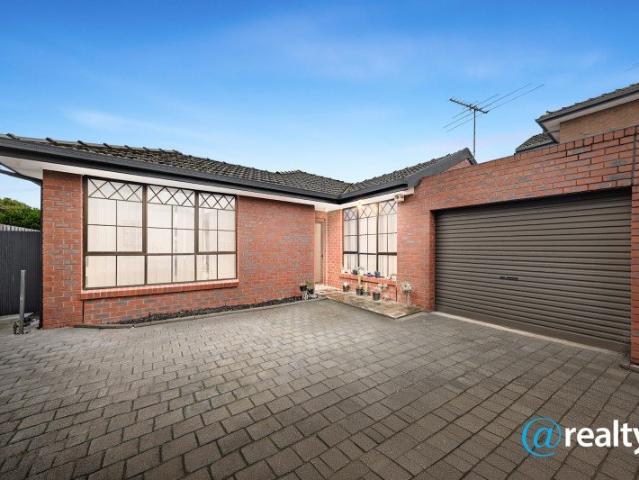 Villa for sale in Camerons Creek, Victoria