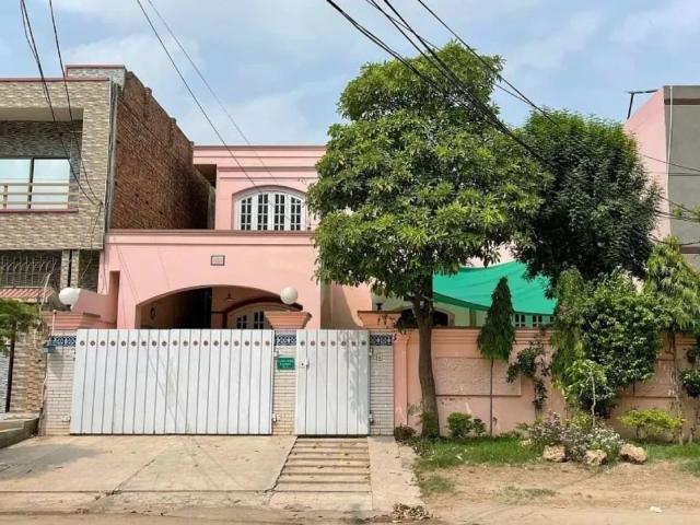 House for sale in Faisalabad, Islamabad Capital Territory