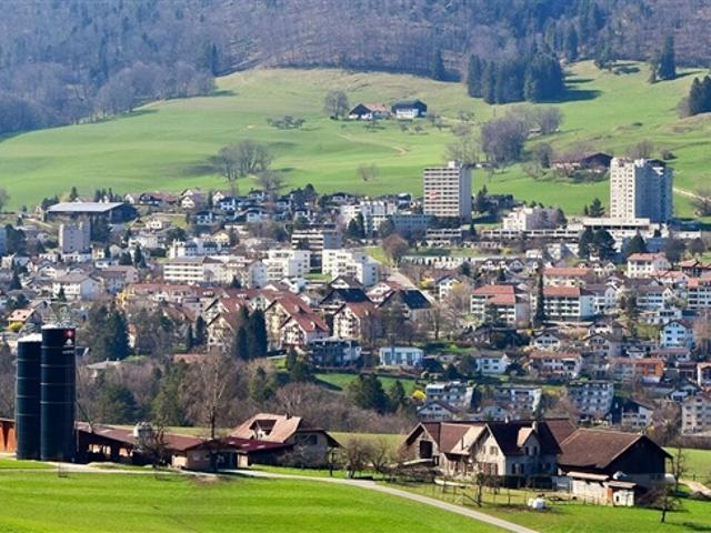 Atelier kaufen in Moutier, Bern