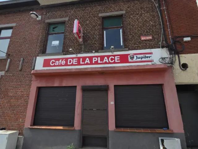 Local Commercial vente à Châtelet, Wallonie