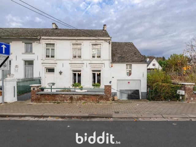 Maison vente à Court-saint-étienne, Wallonie
