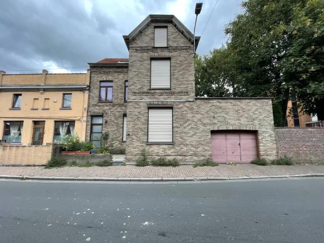 Maison vente à La Hestre, Manage