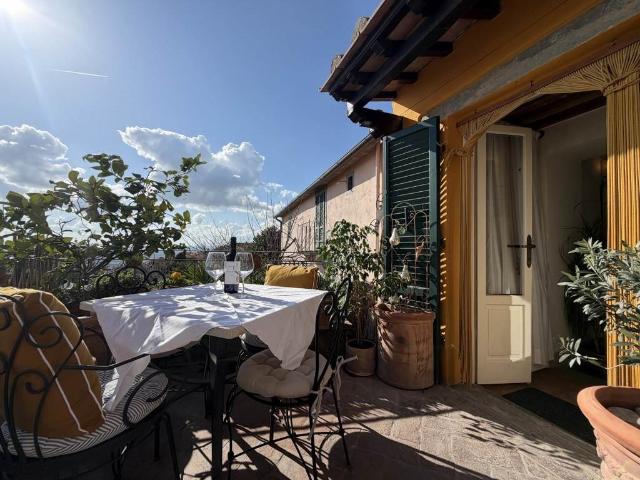 Casa in vendita a Cortona, Toscana
