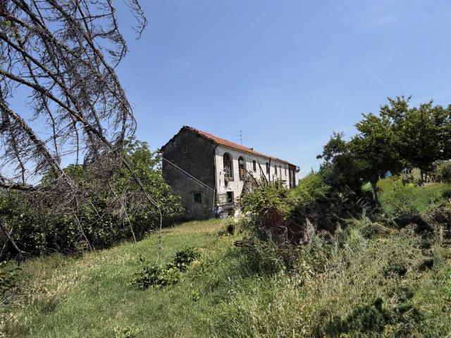 Casa in vendita a Piemonte, Alessandria