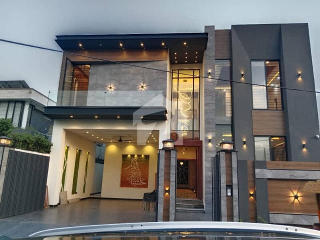 House for sale in Gujrat, Islamabad Capital Territory