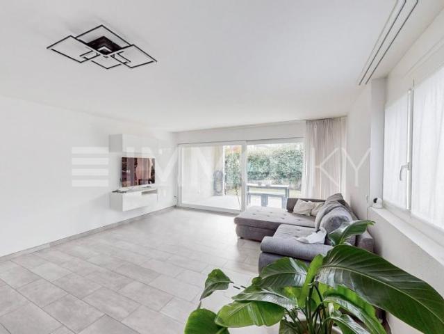 Wohnung kaufen in Gordola, Tessin