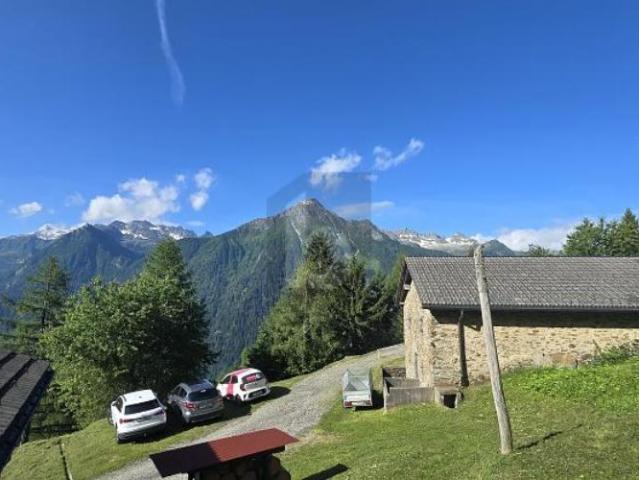 Haus kaufen in Quinto, Tessin