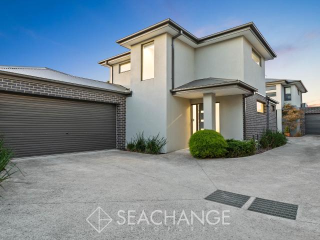 Townhouse for sale in Camerons Creek, Victoria