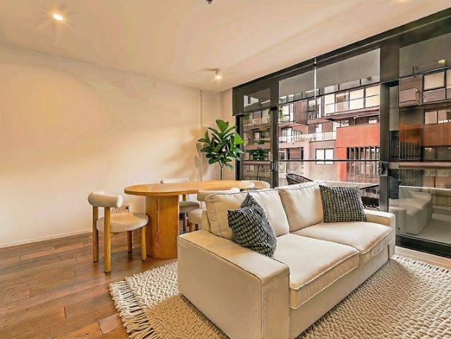 Apartment for sale in Glenferrie, Melbourne