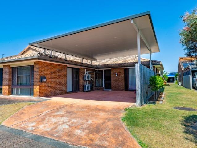 Villa for sale in Kings Creek, Queensland