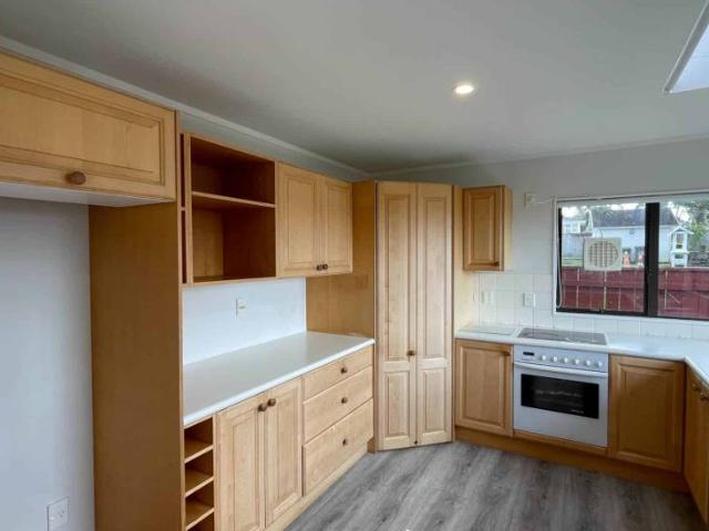 House for rent in Northcote Central, Kaipātiki