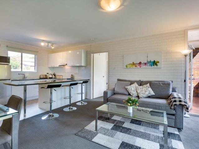 Apartment for rent in Sandy Bay, Hobart