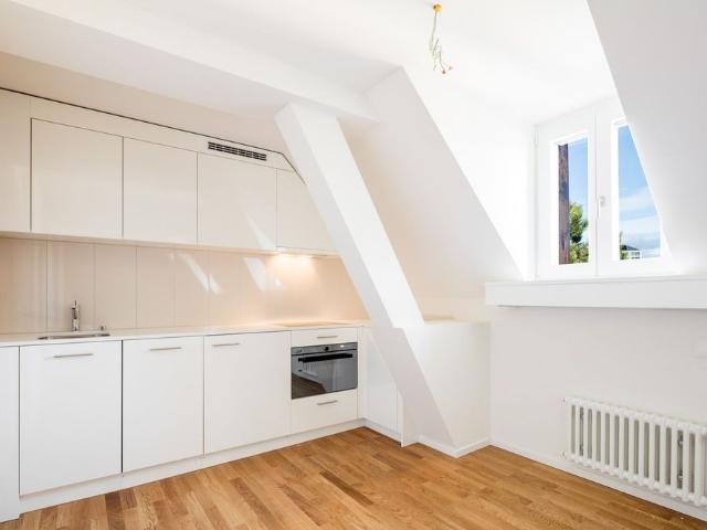 Apartment mieten in Einigen, Zürich