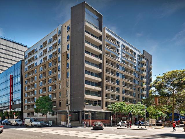 Apartment for rent in Carlton