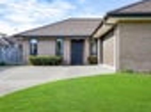 House for sale in Huntington