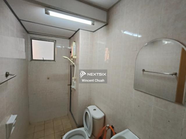 Shop for rent in Muar, Johor