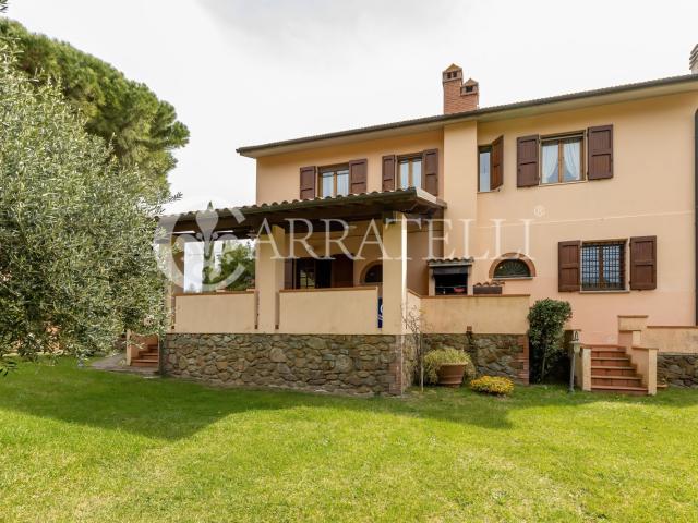 Casa in vendita a Scarlino, Toscana