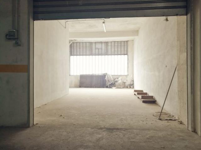 Box in vendita a Avellino, Campania