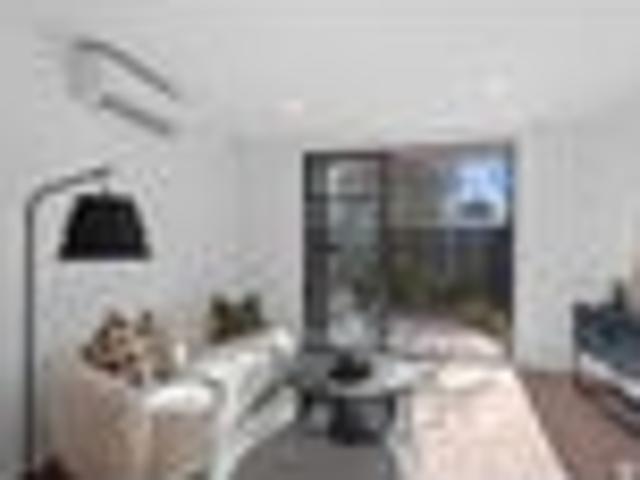 Townhouse for sale in Saint Albans, Canterbury