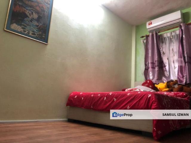 Condominium for sale in Langat, Selangor
