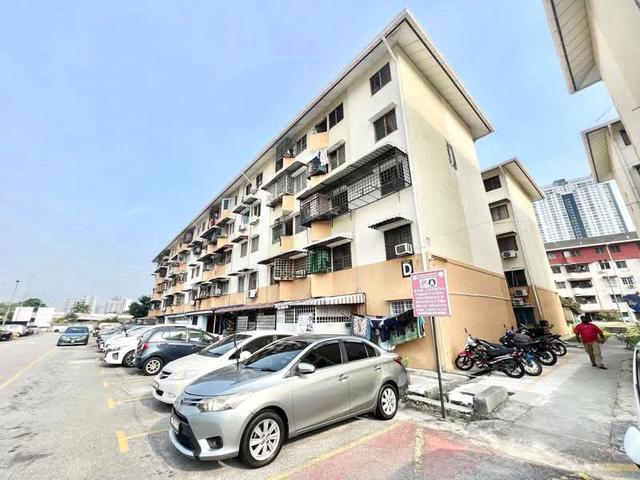Flat for sale in Country Heights Damansara, Kuala Lumpur