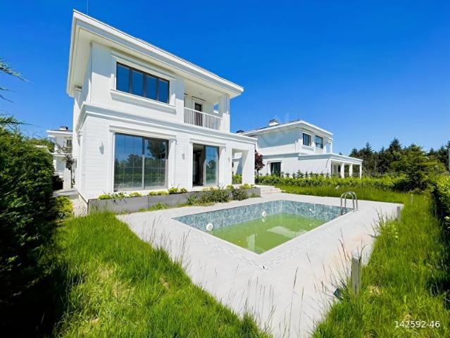 Çekmeköy, İstanbul içerisinde satılık Villa