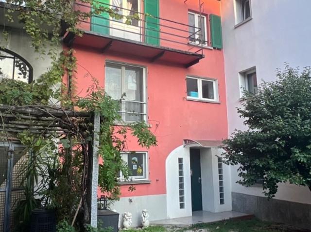 Einfamilienhaus kaufen in Arbedo-Castione, Tessin