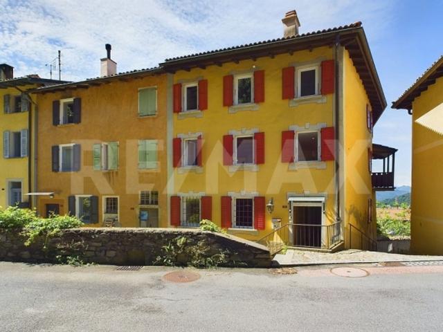 Einfamilienhaus kaufen in Aranno, Tessin