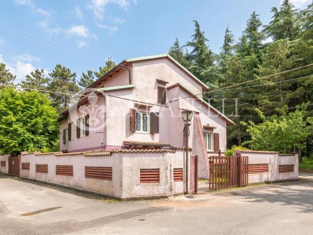 Casa in vendita a Radicofani, Toscana