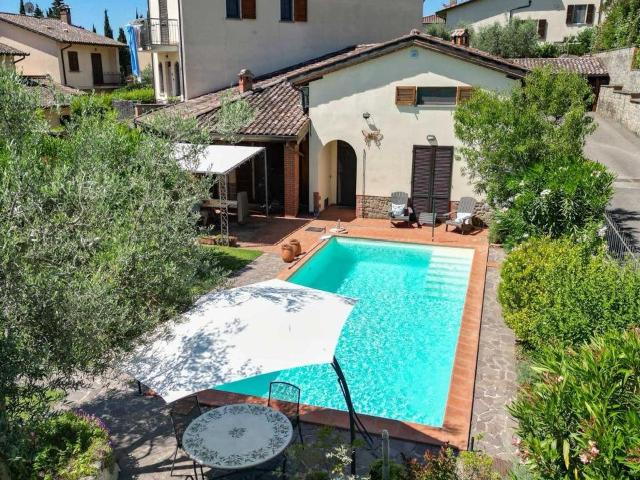 Casa in vendita a Tuoro Sul Trasimeno, Umbria