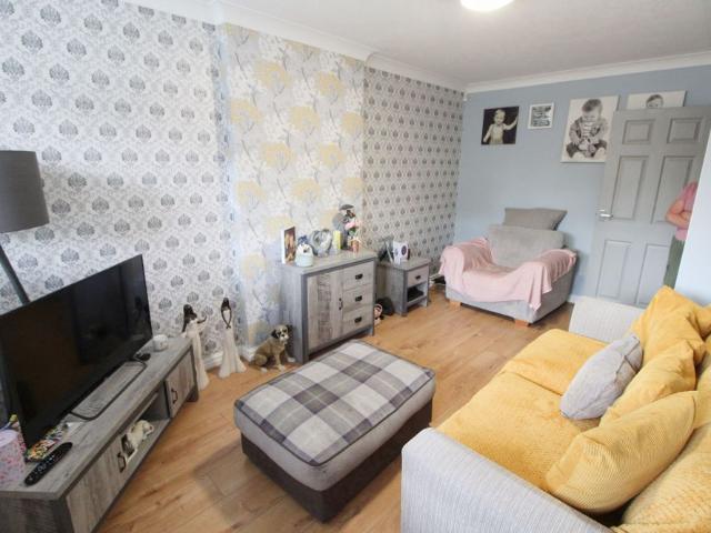 House for rent in Scholes, Wigan