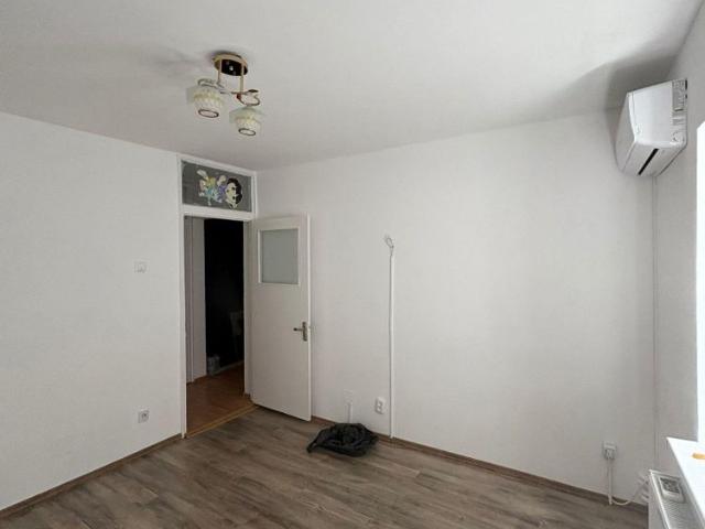 Apartament închirieri în Micro 14, Galați