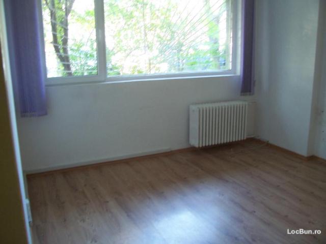 Apartament vânzări în Romani