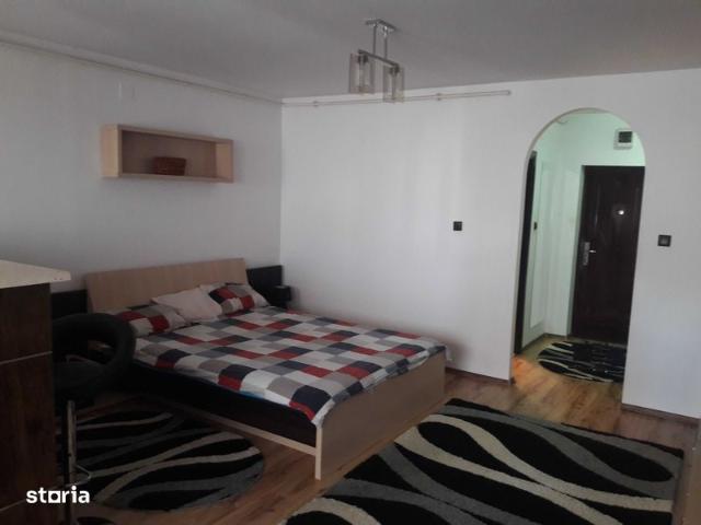 Apartament închirieri