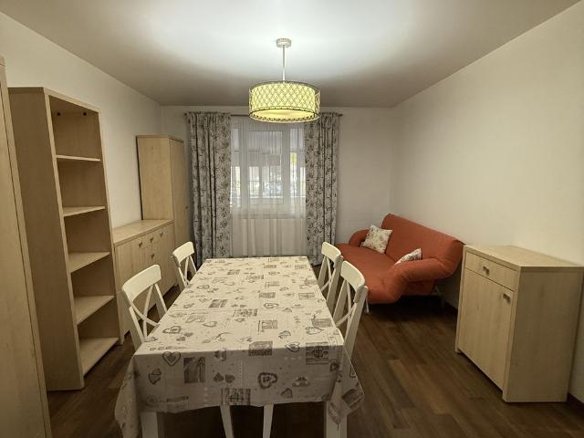 Apartament închirieri