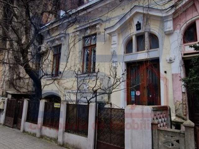Casă închirieri