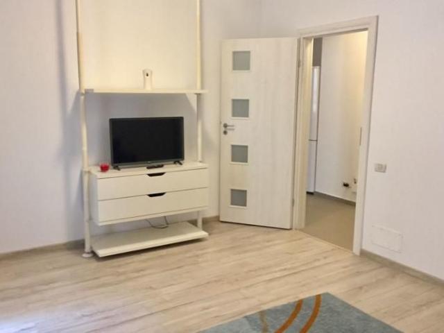 Garsonieră închirieri în Sector 6, București