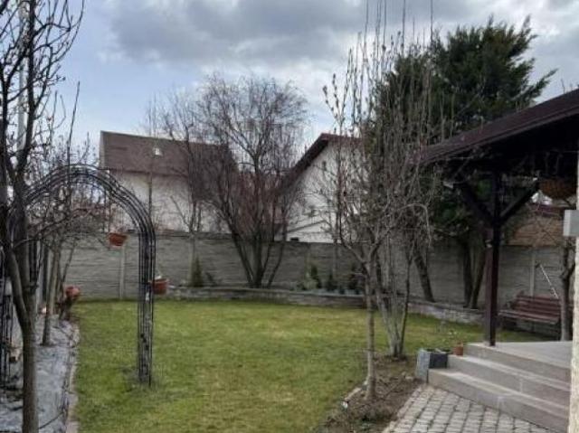 Casă închirieri în București