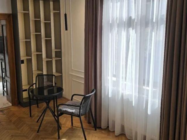Cameră închirieri în București