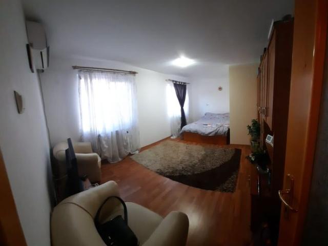 Apartament închirieri