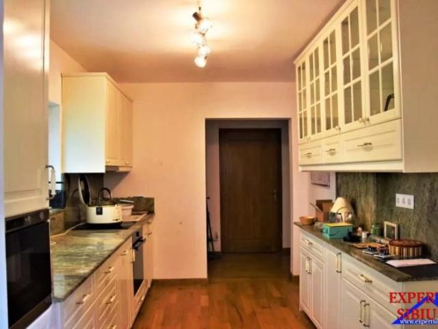 Apartament închirieri în Brasov, Sibiu