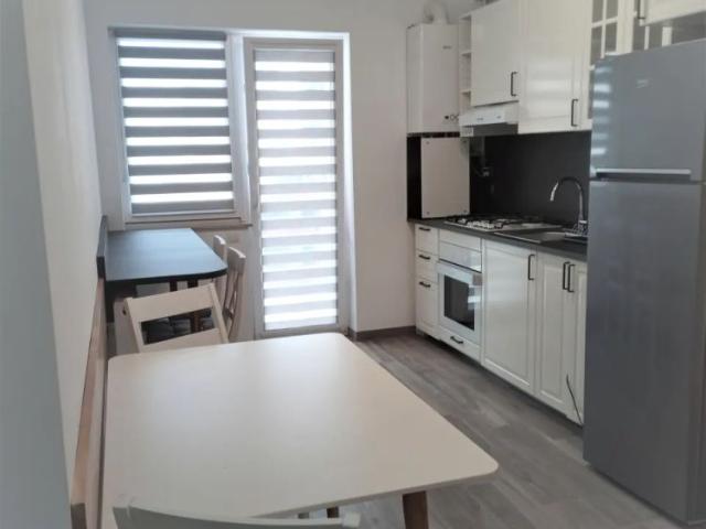 Apartament închirieri în Colonia de Sub Deal, Florești