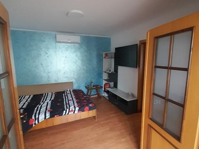 Casă închirieri în Sintești, Vidra