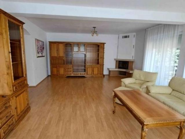 Casă închirieri în Mureseni, Mureș