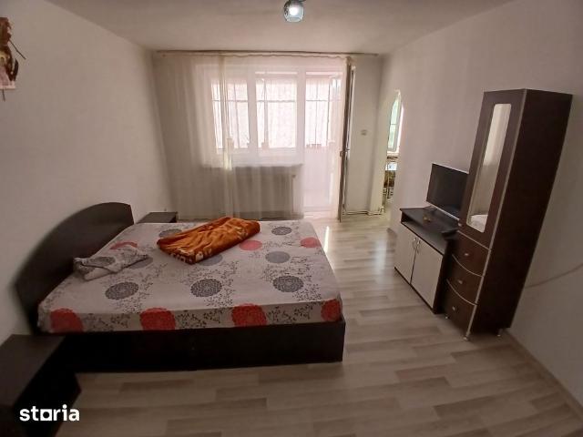 Apartament închirieri în Uzinele Dacia, Mioveni
