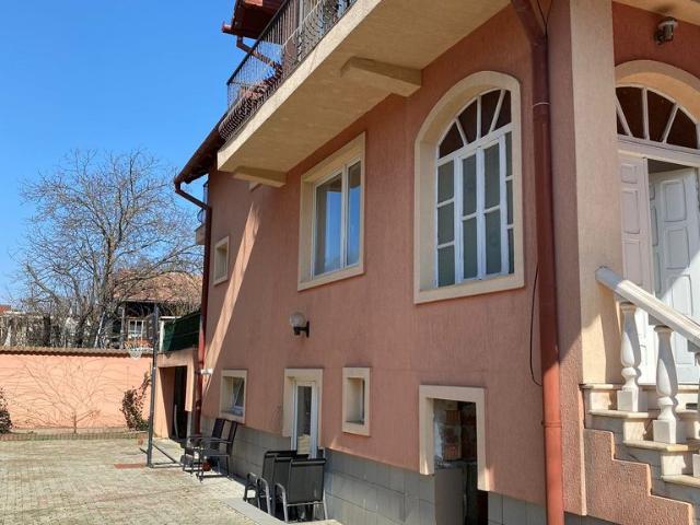 Casă închirieri