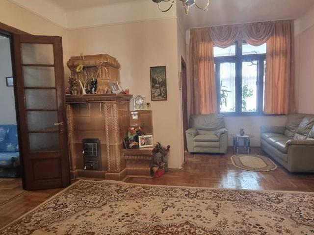 Casă închirieri în Pitești, Argeș