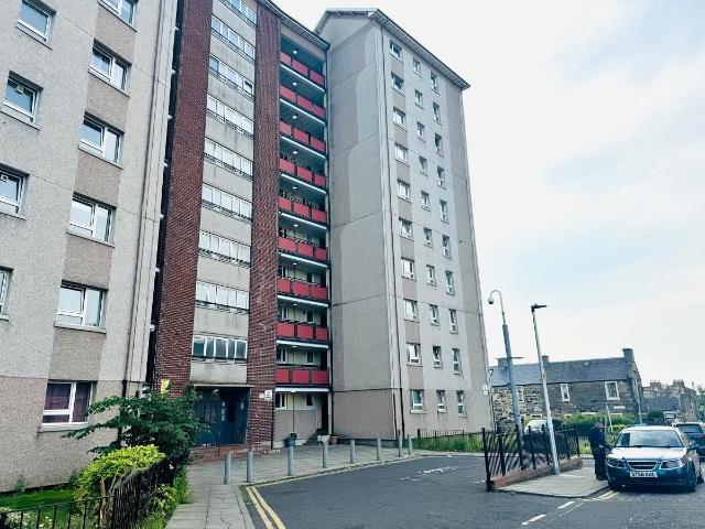Apartment for rent in Leith, Scotland