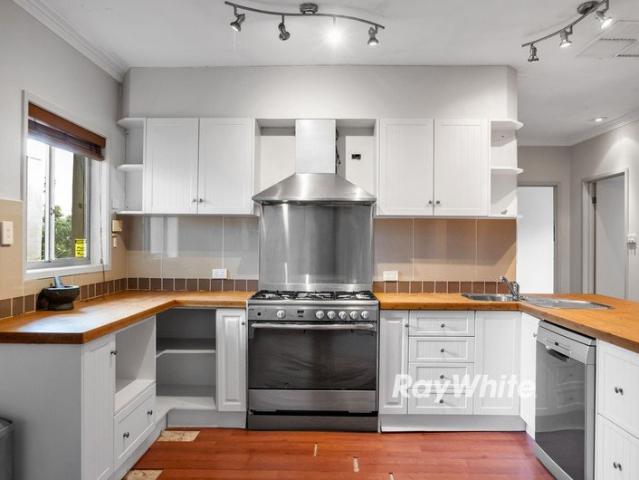 House for sale in Nichols Point, Victoria
