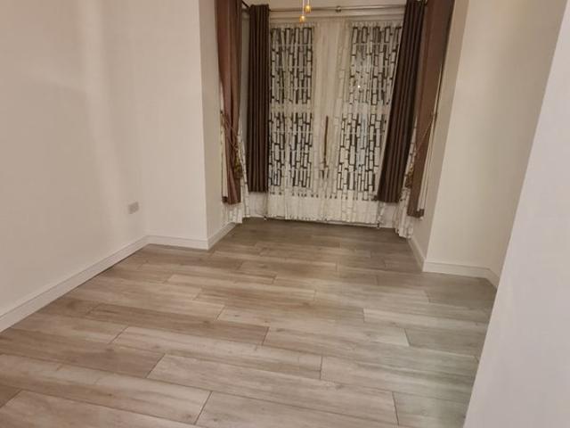 Apartment for rent in Gants Hill, Greater London